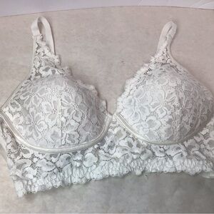Maidenform White Floral Lace Wireless Bra Comfort Size 36C
